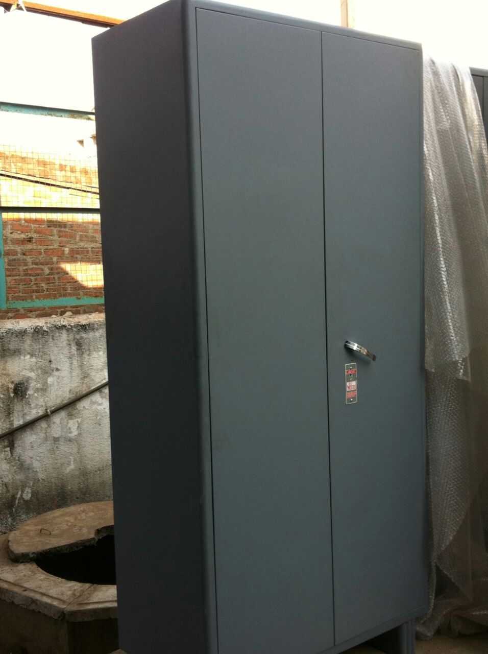 Side Storage with Display — our work 7