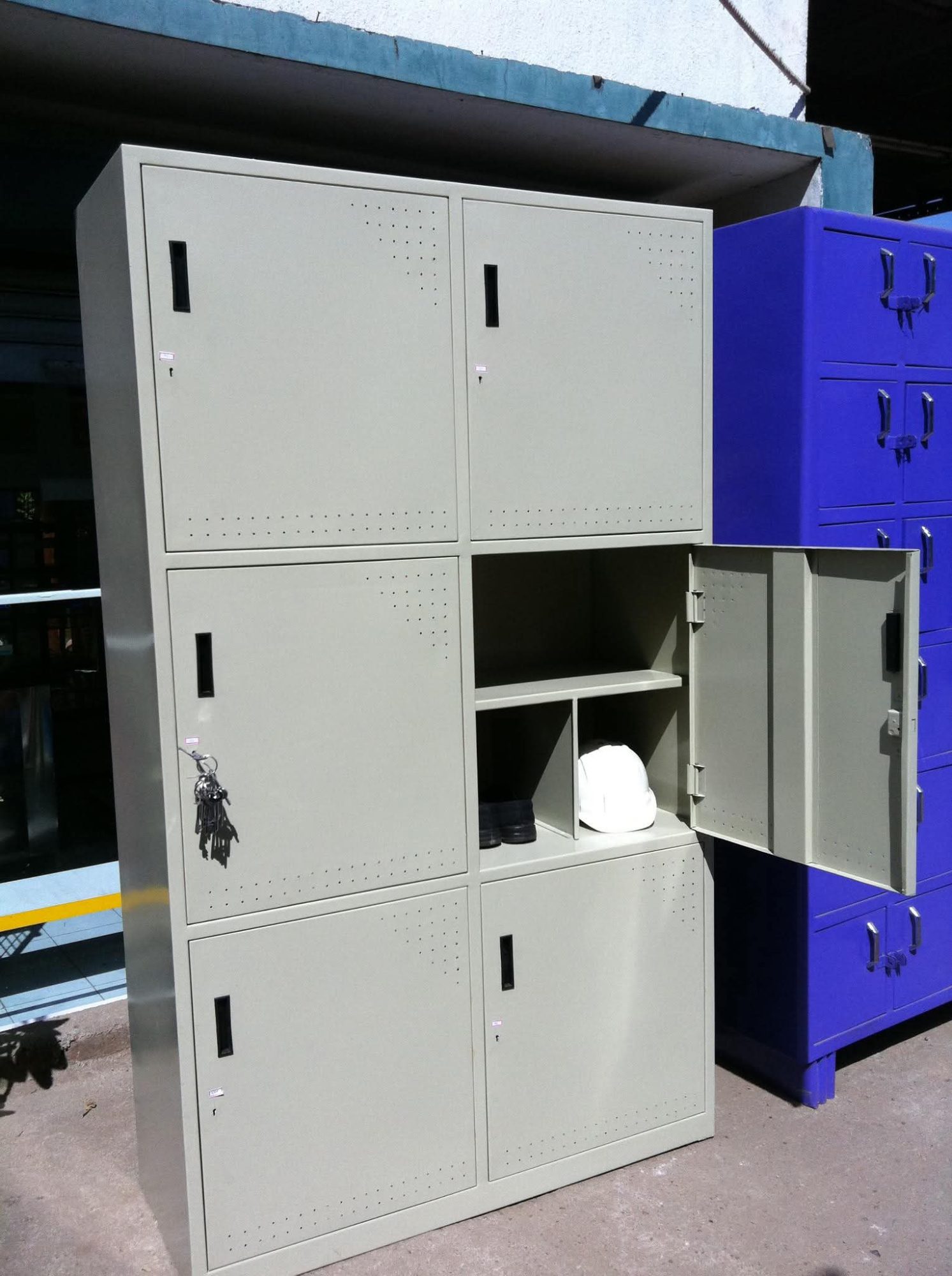 Backside Display with Display Units — our work 1